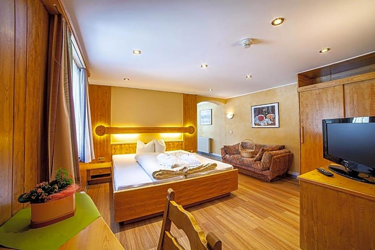 Bedroom 3, Sport & Vital Hotel Seppl, Imst