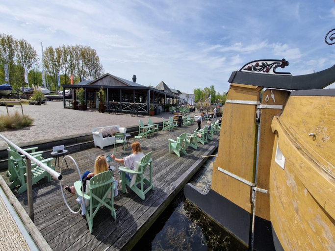 Others 3, Water View Lodge in Naarden, Naarden