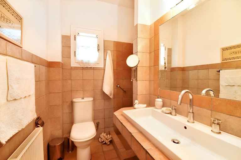 Bathroom 3, Spetses, Attica