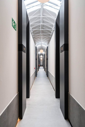 Room 3, Pac Fico Deluxe King Suite Near Retiro, Madrid