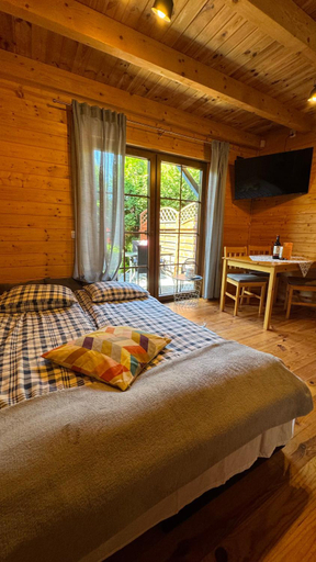 Bedroom, Andiland, Puck
