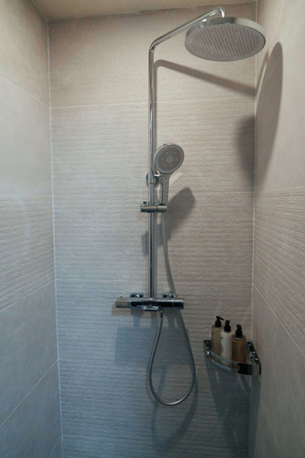 Bathroom 5, Qazaq Auyl, Almaty