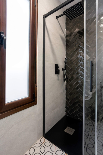 Room 3, Elegant 3BD Apartment in Granada Buensuceso II, Granada