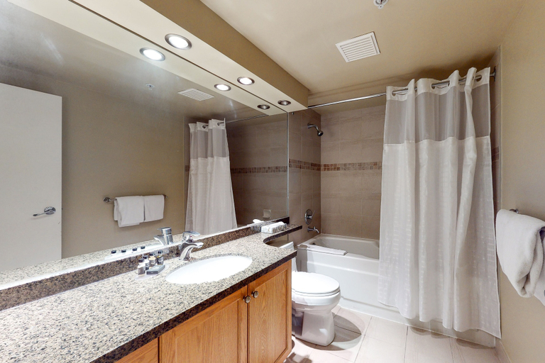 Bathroom 3, Woodrun Lodge by Whistler Premier, Squamish-Lillooet