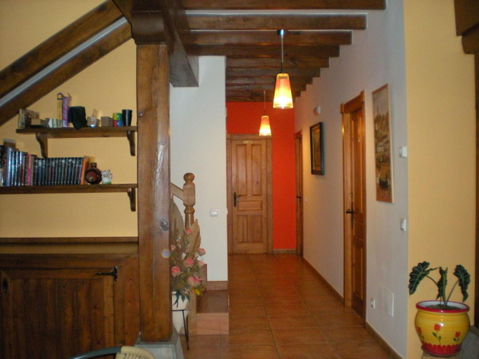 Public Area 2, El Mirador de Rivas, Cantabria