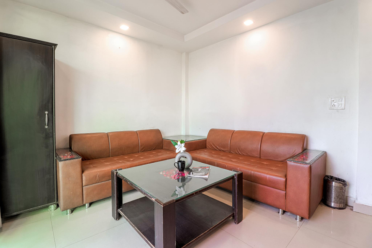 Public Area 2, Hotel Amishi, Dehradun