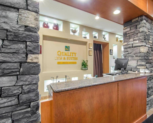 Public Area 2, Quality Inn & Suites Grand Prairie, Division No. 19