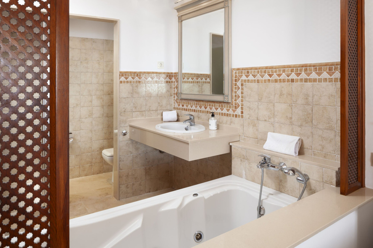 Room 2, AS MM B10 in Mijas Costa, Málaga