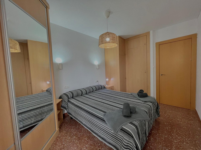 Room 2, Terrasol Plazamar 1-6, Málaga