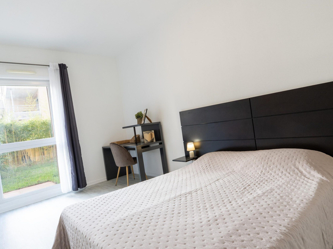 Room 4, Scenic Riviera Home Near sea, Alpes-Maritimes