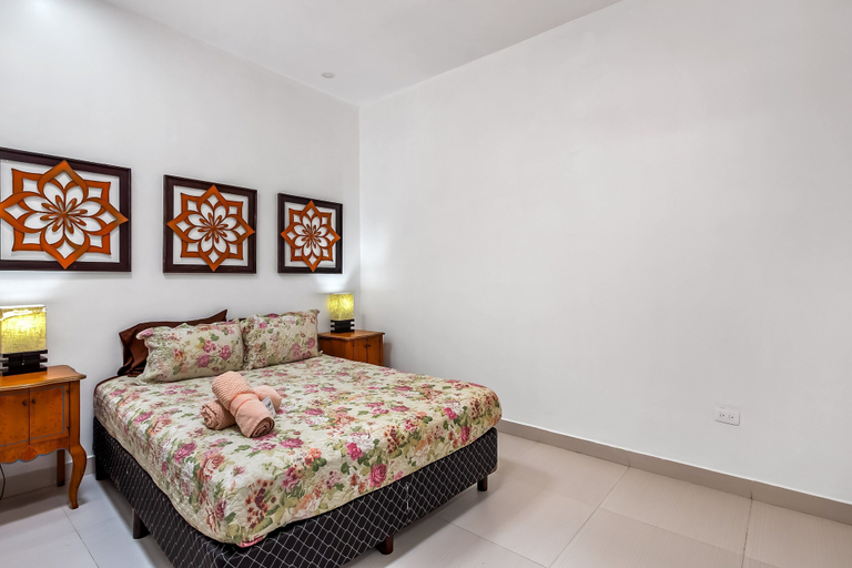 Room 4, Airy, Beach-view Dog-friendly Villa With Patio, Outdoor Pool, Streaming, AC, Tijuana