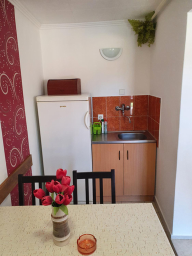 Others 5, Privat u Jozefa Foldesa, Dunajská Streda