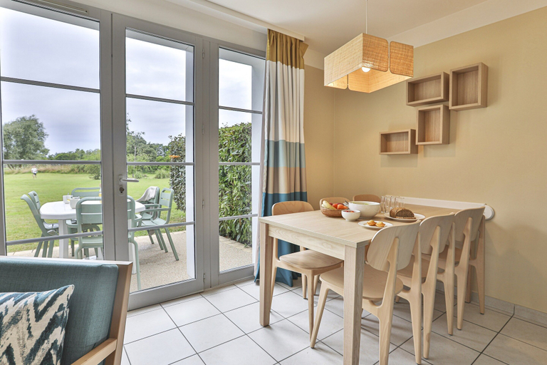 Dining 2, Holiday House Near Lake & Sea, Vendée