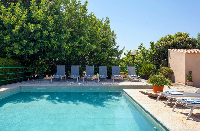Room 4, Can Venzala by Vida Villas La Font Pollensa Walk to Restaurants Shops, Baleares