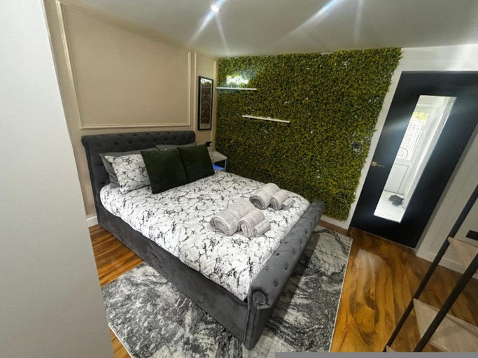 Room 4, Cozy 1BR Mickle Trafford Stay Sleeps 3, Cheshire West and Chester