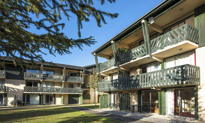 Exterior 2, Scenic Family Apartment in the Pyrenees, Pyrénées-Orientales
