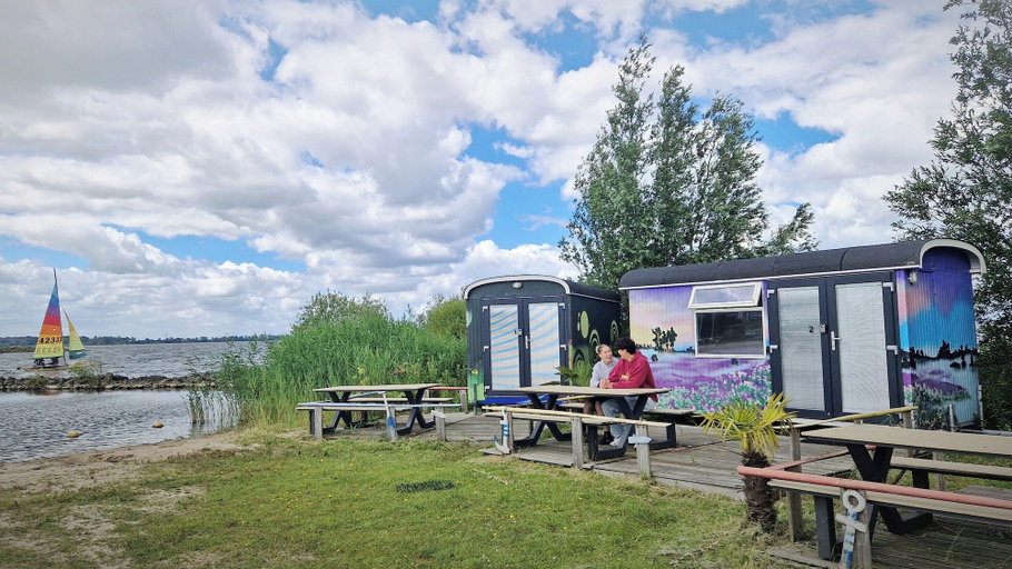 Exterior 4, Tiny Couples Wagon on the Lakeside