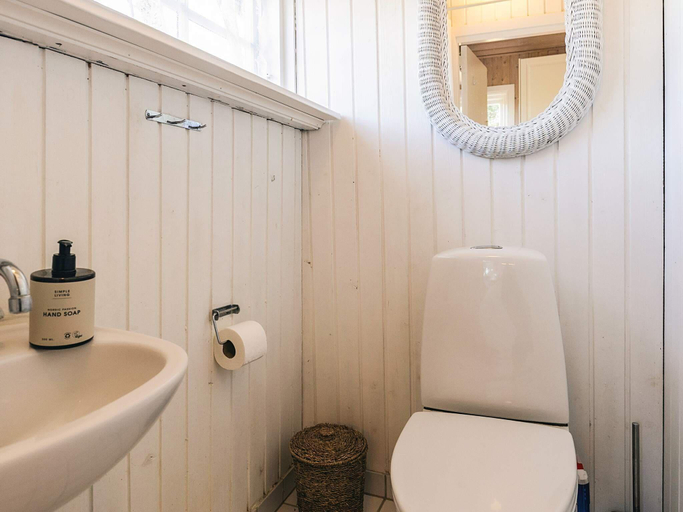 Bathroom 3, 4 person holiday home in Skagen, Frederikshavn