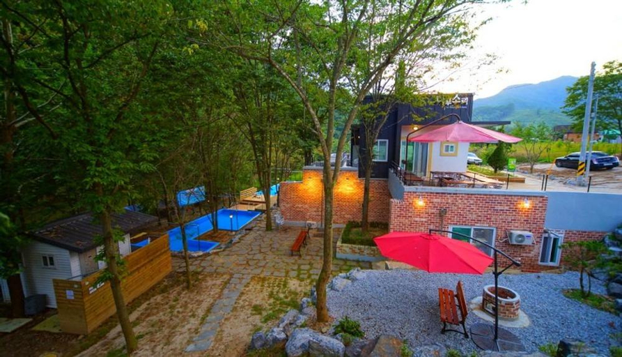 Others 5, Namusori Pension, Goesan