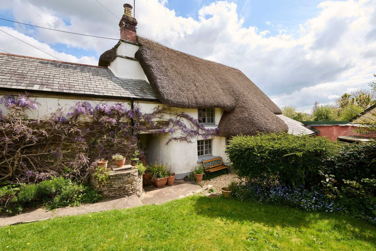 Room 2, Host Stay Wistermead Cottage, Devon