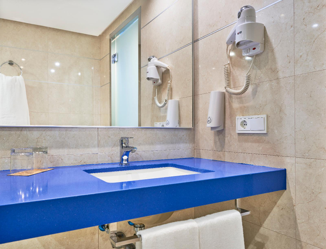 Bathroom 4, Globales Verdemar, Baleares