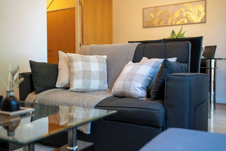 Living area 4, Central House - Sleeps 9 - Group Stays, Contactors, Birmingham