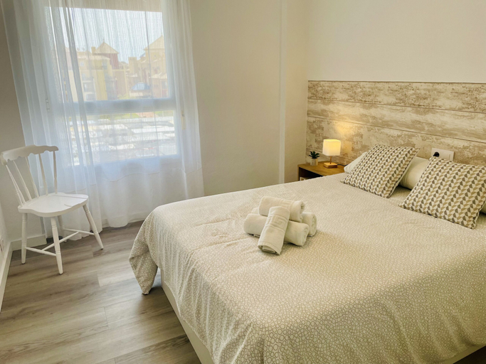 Room 4, Laguna Beach 967 by At Home Costa del Sol, Málaga