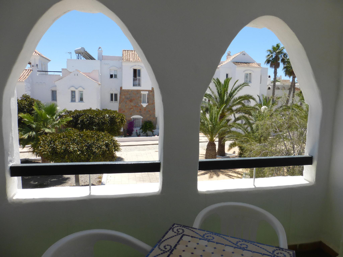 2, Lovely 1-Bedroom Apartment in Roquetas de Mar, Spain, Almería