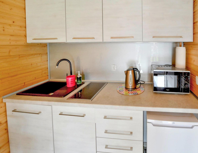 Private kitchen, Comfortable Holiday Homes Close to the Beach, Kołobrzeg