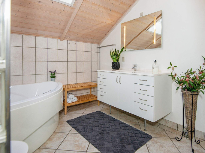 Bathroom 3, 5 star holiday home in Ulfborg, Holstebro