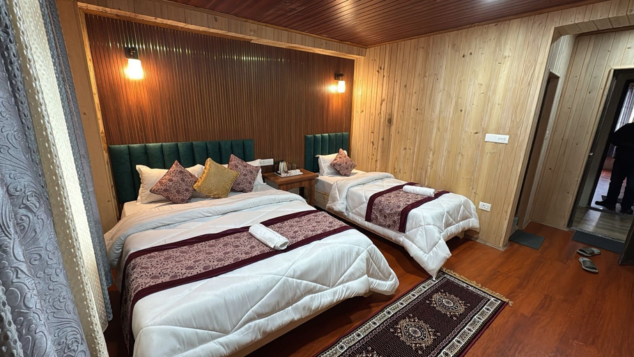 Room 2, Lotus Inn Blue Pine, North Sikkim