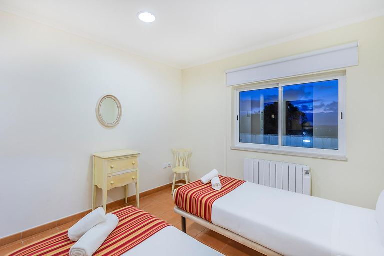 Bedroom 3, HI Sao Martinho do Porto - Pousada de Juventude, Alcobaça