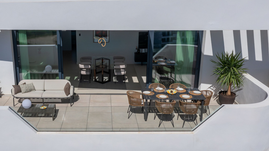 Room 3, Luxury 3-Bedroom Skyline Apartment in Higueron, Málaga