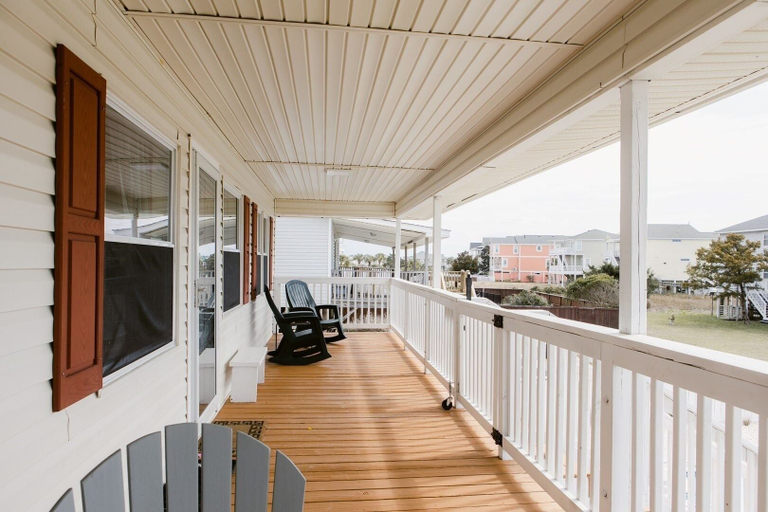Terrace/patio, Holden Pattern 4 Bedroom Home by RedAwning, Brunswick