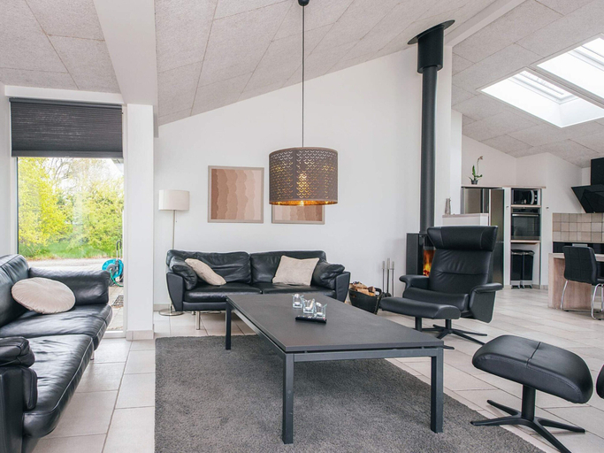Others 5, 5 Star Holiday Home in Henne, Varde