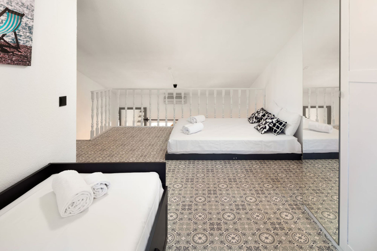 Room 2, AS MDS 127 in Mijas Costa, Málaga