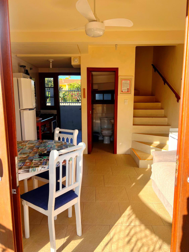 Bathroom 2, Townhouse composta por 4 triplex duas suites a duas quadras do mar, Imbituba
