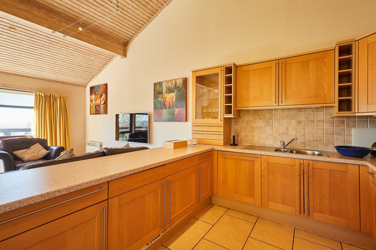 Room 2, Host Stay Beech Lodge, Lincolnshire