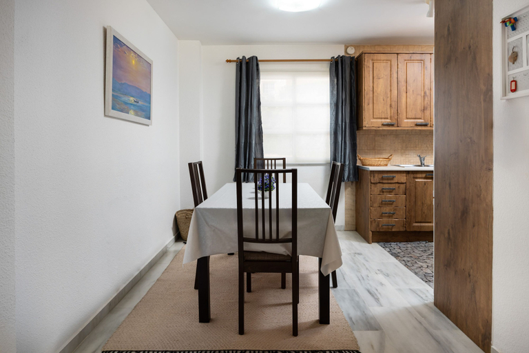Room 4, AS SM 174 in Mijas Costa, Málaga