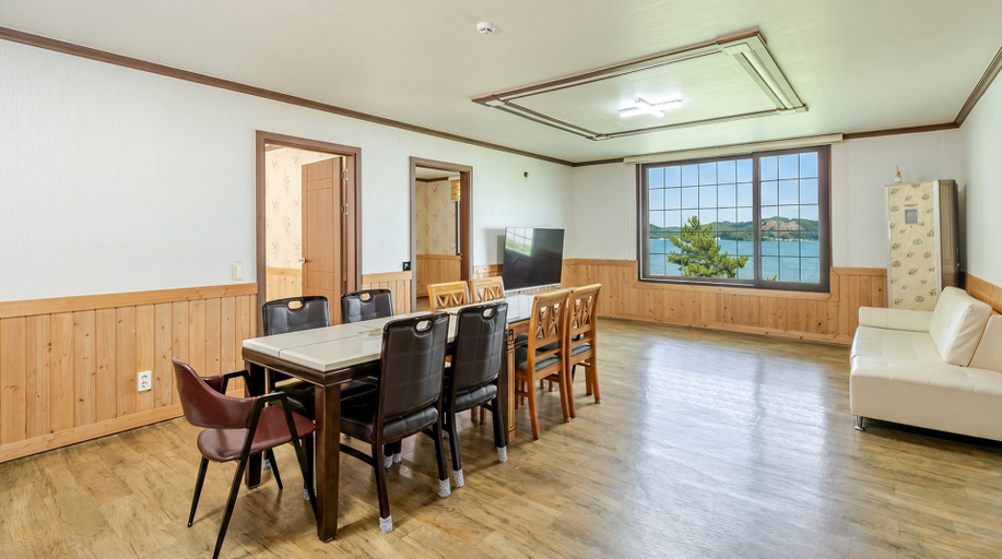 Others 5, SunCheon JeonMangjoeungot Pension, Suncheon