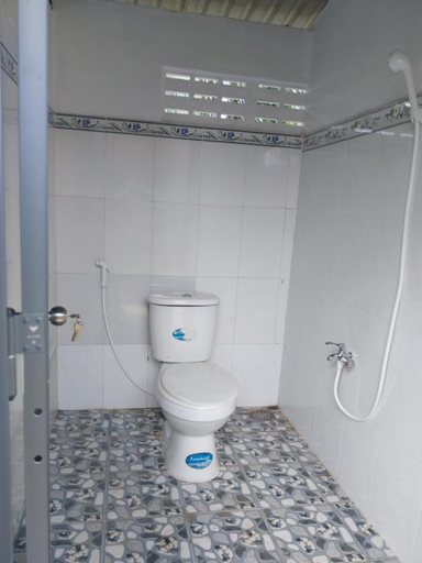 Bathroom 3, Bentrestay, Bến Tre