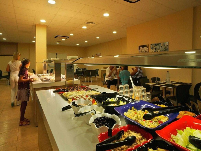 Food & Drinks 4, Pins Platja Apartments, Tarragona