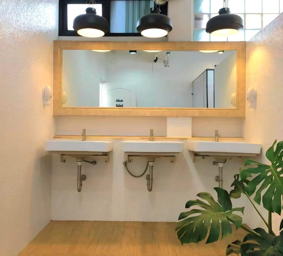Bathroom 4, Bangkok Sleep Nest, Suan Luang