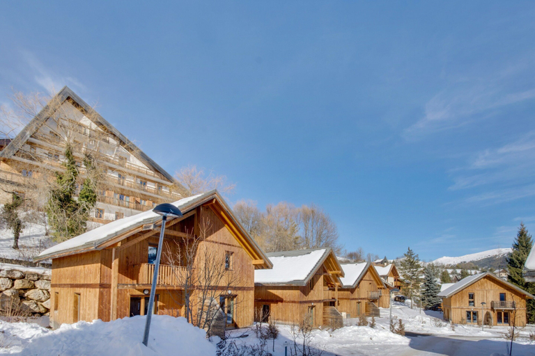 Exterior 5, Bright Apartment for 6-persons, Isère