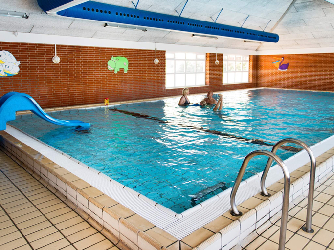 Swimming pool 5, 8 person holiday home in Rømø, Tønder