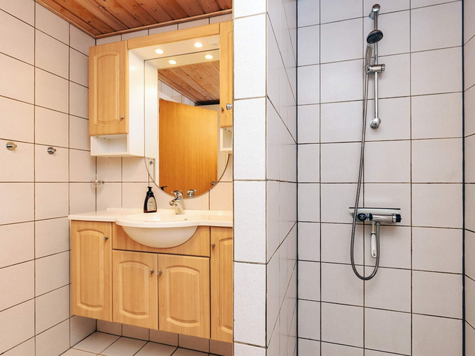 Bathroom 3, 4 person holiday home in Struer, Struer