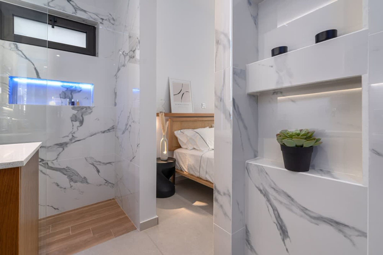 Room 2, Green Blue Castella Luxury Suites The Portside, Attica