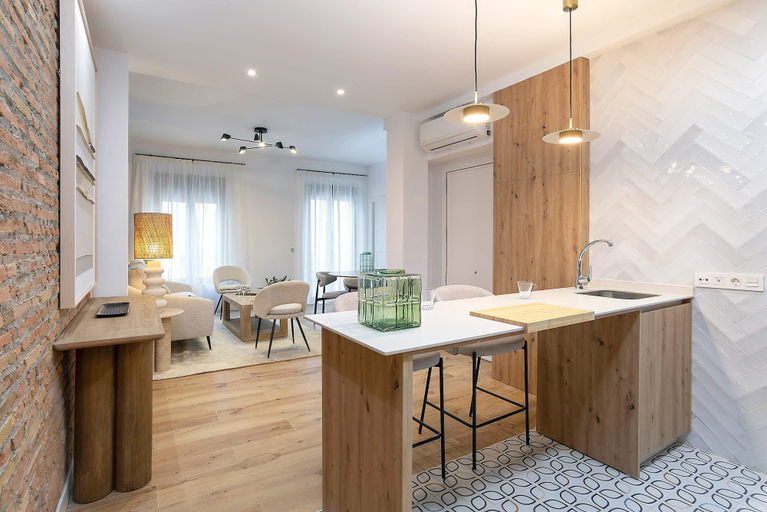 Room 5, Elegant 3BD apartment in Granada. Buensuceso II, Granada