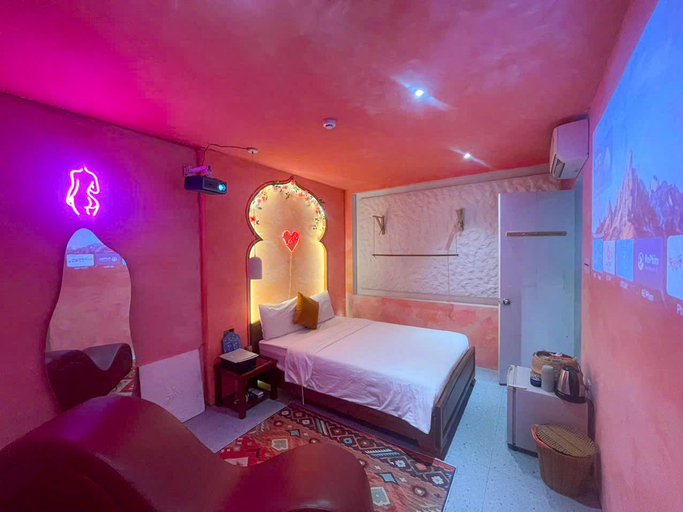 Bedroom 3, VV House and Cinema 1, Qui Nhơn