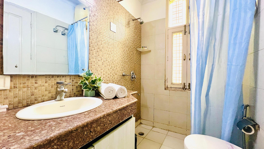 Bathroom, OLIVE Service Apartments DLF Galleria Gurgaon, Gurgaon